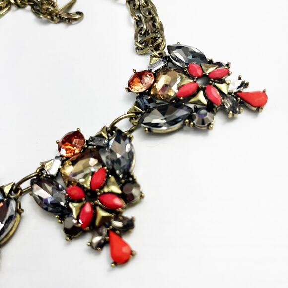 New York & Company Stone Cluster Statement Necklace - Picture 4 of 8